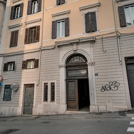 San Michele Center - 90m2 2 Minutes To Piazza Unita D Italia Appartamento