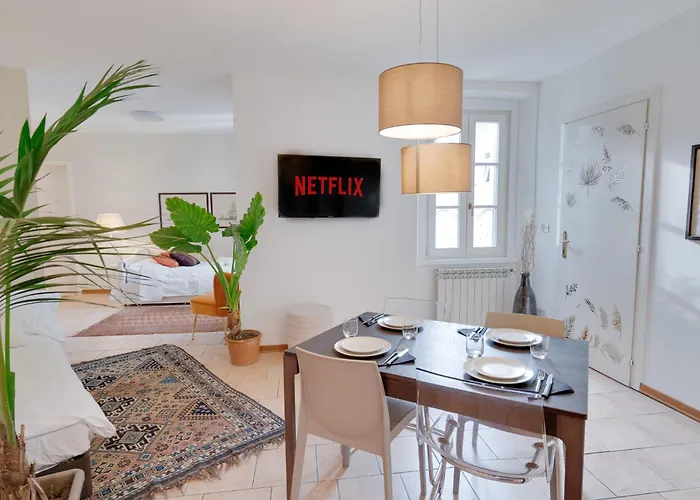 San Michele Center - 90m2 2 Minutes To Piazza Unita D Italia Trieste