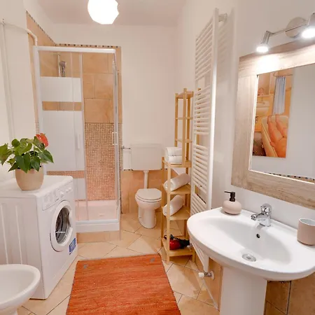 San Michele Center - 90m2 2 Minutes To Piazza Unita D Italia *