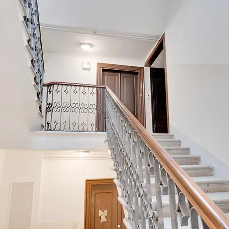 San Michele Center - 90m2 2 Minutes To Piazza Unita D Italia Lejlighed