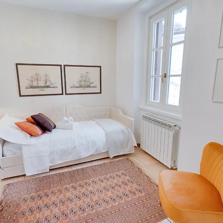 Daire San Michele Center - 90m2 2 Minutes To Piazza Unita D Italia *