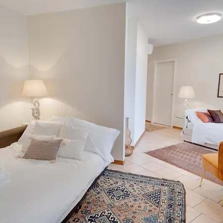 San Michele -2 Minutes To Piazza Unita Centre *